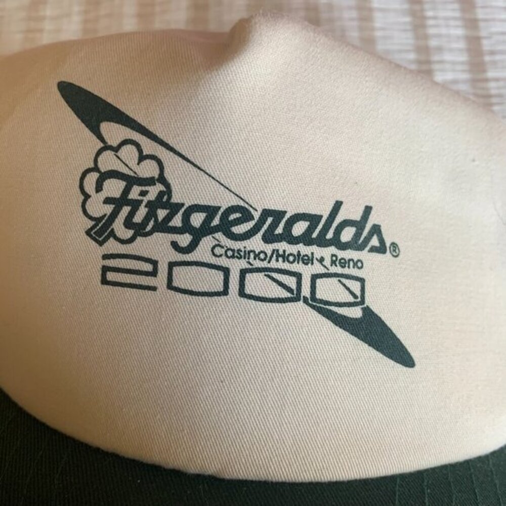Vintage Fitzgeralds Casino Hotel Reno‎ 2000 Trucker Hat Cream Green Nissin Cap